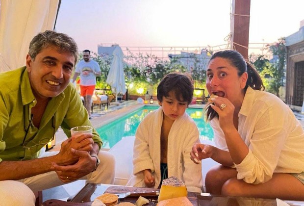 Saif Ali Khan photobombs Taimur Ali Khan and Kareena Kapoor in their house pool Saif Ali Khan photobombs Taimur Ali Khan and Kareena Kapoor in their house pool
