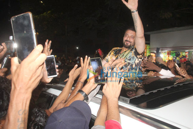 Sanjay Dutt visits Gaiety Galaxy on KGF Chapter 2 release night; massive crowd gathers to cheer Adheera 