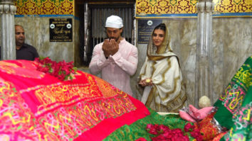 Spotted: Tiger Shroff and Tara Sutaria at Mahim Dargah ahead of the release of Heropanti 2