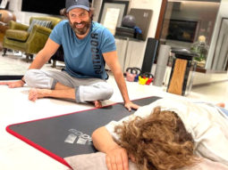 Mother’s Day 2022: Hrithik Roshan shares some candid pictures of him working out with his mother Pinky Roshan