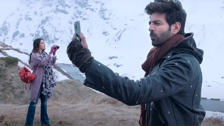 Bhool Bhulaiyaa 2 (Dialogue Promo #10) “Wo Samajhti Ho?” Kartik Aaryan, Kiara Advani, Tabu Bhool Bhulaiyaa 2 (Dialogue Promo #10) “Wo Samajhti Ho?” Kartik Aaryan, Kiara Advani, Tabu