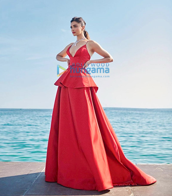 deepika padukone 4 24