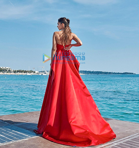 deepika padukone 6 12