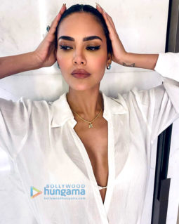 Celebrity Photos of Esha Gupta