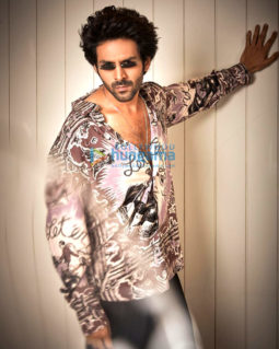Celeb Photos Of Kartik Aaryan