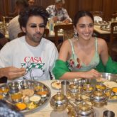 Kartik Aaryan and Kiara Advani relish authentic Gujarati thaali as they promote Bhool Bhulaiyaa 2 in Ahmedabad