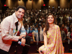 Photos: Adivi Sesh and Saiee Manjrekar snapped at Major song ‘Saathiya’ launch at a college in Pune Photos: Adivi Sesh and Saiee Manjrekar snapped at Major song ‘Saathiya’ launch at a college in Pune