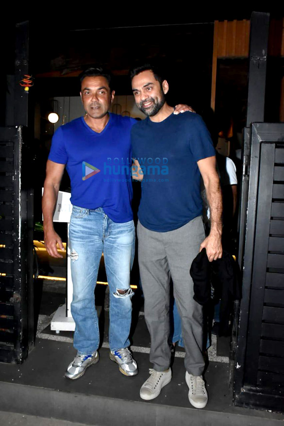 photos bobby deol abhay deol emily shah shabbir boxwala and prashant shah snapped at mizu restaurant in khar 4