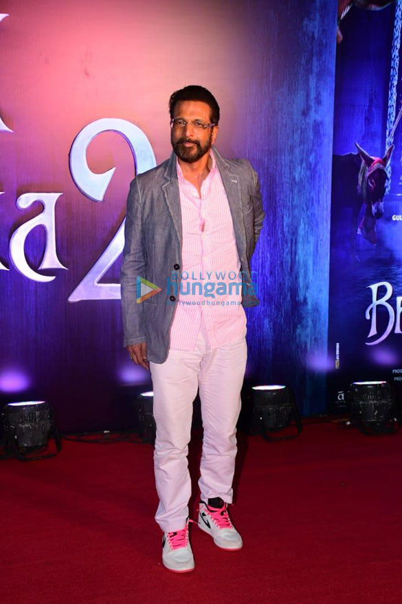 photos celebrities snapped attending the premiere of bhool bhulaiyaa 2 000000 3