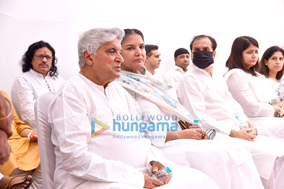 photos celebs attend pt shiv kumar sharmas last rites ceremony 1
