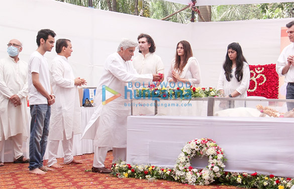 photos celebs attend pt shiv kumar sharmas last rites ceremony1 4