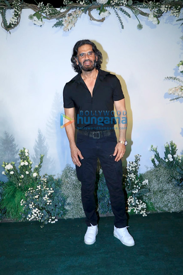 photos celebs grace the eid bash at arpita khan sharmas house23 37