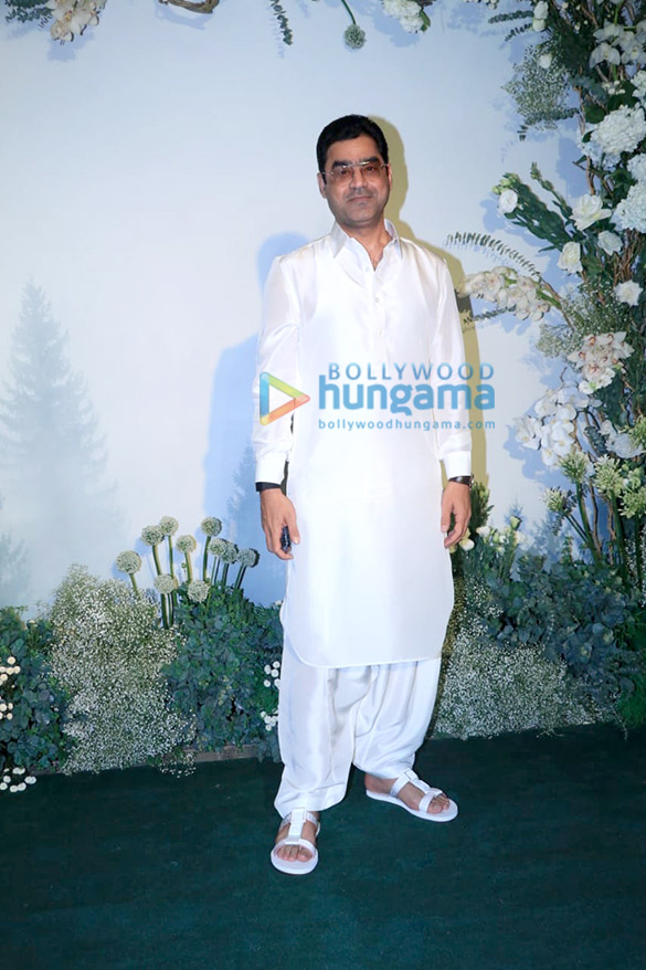 photos celebs grace the eid bash at arpita khan sharmas house23 8