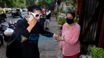 Photos: Kajol snapped with her mom in Juhu