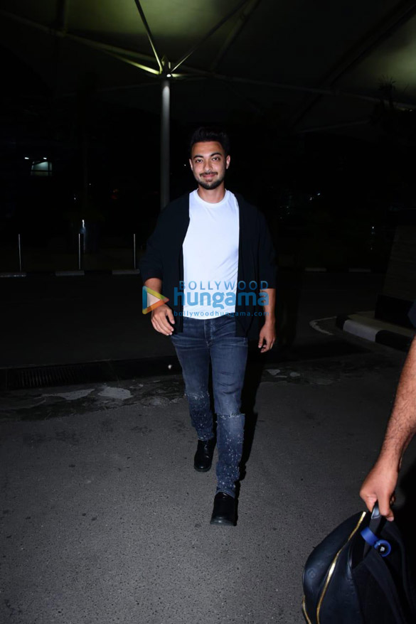 photos kangana ranaut and aayush sharma snapped at the airport 3