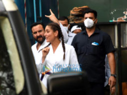 Photos: Kareena Kapoor Khan and Saif Ali Khan spotted during their shoot in Juhu