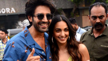 Photos: Kartik Aaryan and Kiara Advani snapped at Juhu Chowpatty