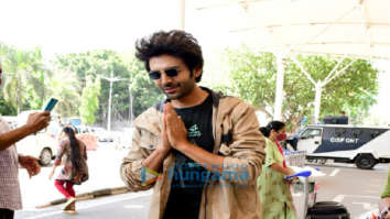 Photos: Kartik Aaryan snapped at the airport