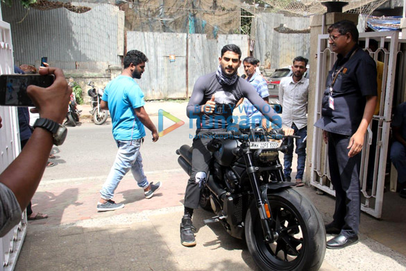 photos prateik babbar snapped at ufc gym in bandra 2 2