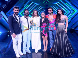 Photos: Ranveer Singh graces the sets of DID Lil Masters to promote his film Jayeshbhai Jordaar