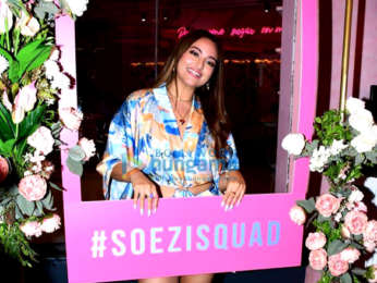 Photos: Sonakshi Sinha looks her stylish best as she gets clicked at the launch of her press-on nails brand #SOEZI