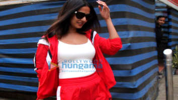 Photos: Sonal Chauhan spotted in Bandra