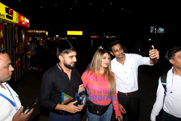 photos tejasswi prakash karan kundra and rakhi sawant snapped at the airport 3