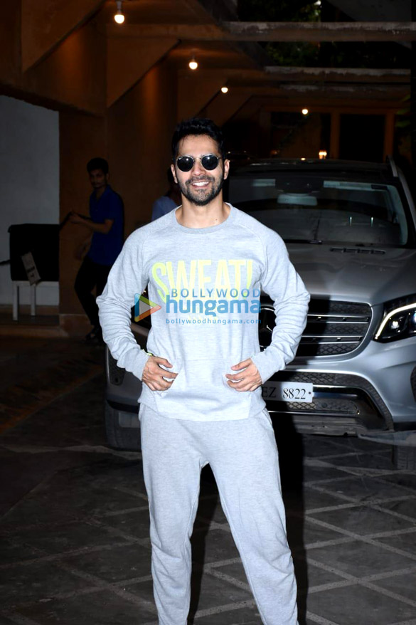photos varun dhawan does the jugjugg jeeyo pose as he gets snapped in the city 1