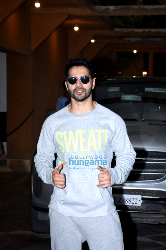 photos varun dhawan does the jugjugg jeeyo pose as he gets snapped in the city 3