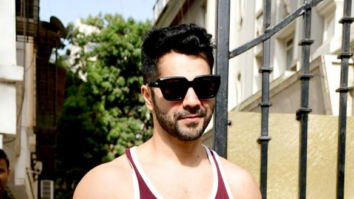 Photos: Varun Dhawan snapped at a clinic in Juhu