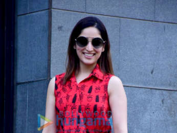 Photos: Yami Gautam Dhar spotted in Bandra along with her family