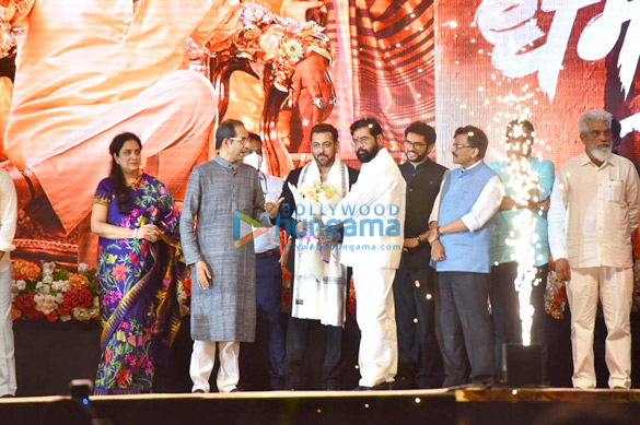 Photos: Salman Khan, Uddhav Thackeray, Aditya Thackeray and others snapped promoting the Marathi film Dharmaveer