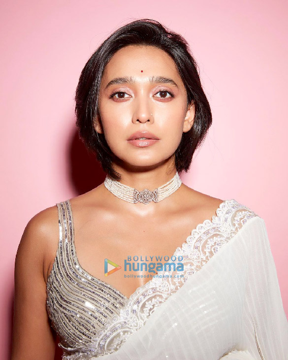 sayani gupta 3 3