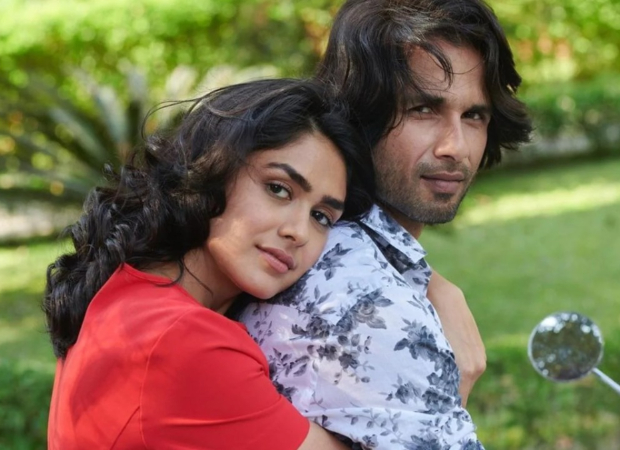 Shahid Kapoor and Mrunal Thakur starrer Jersey has been watched for 4.4 million hours on Netflix in first week Shahid Kapoor and Mrunal Thakur starrer Jersey has been watched for 4.4 million hours on Netflix in first week