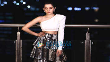 Celebrity Photos of Shirley Setia