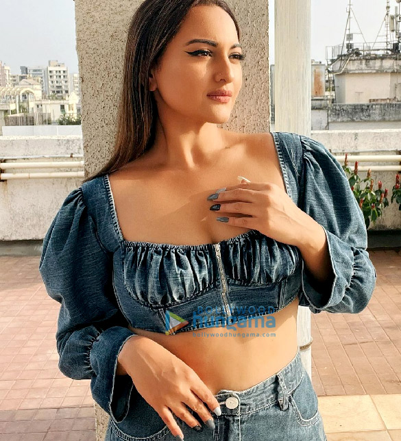 sonakshi sinha 2 64