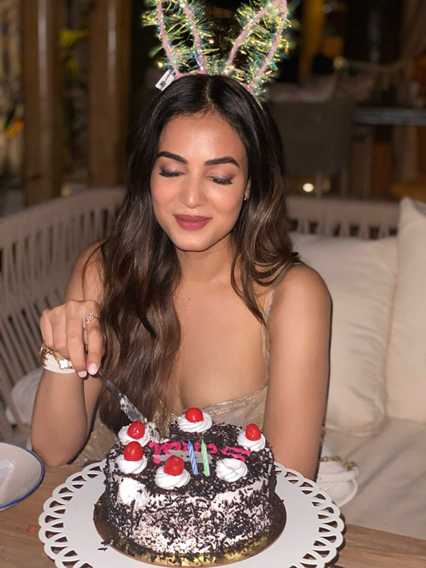 Sonal Chauhan celebrates her birthday in Goa with Sussanne Khan and others