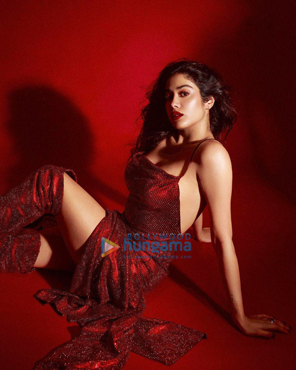 janhvi kapoor 99 1 3