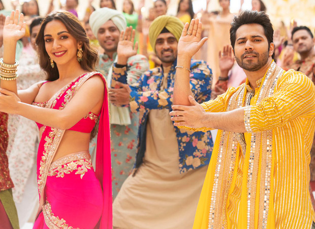 Jugjugg Jeeyo Box Office Day 1 Varun Dhawan-Kiara Advani starrer collects at Rs. 9.28 crores; fails to beat Kartik Aaryan starrer Bhool Bhulaiyaa 2 Jugjugg Jeeyo Box Office Day 1 Varun Dhawan-Kiara Advani starrer collects at Rs. 9.28 crores; fails to beat Kartik Aaryan starrer Bhool Bhulaiyaa 2