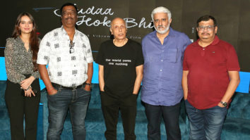 Mahesh Bhatt, Vikram Bhatt and others at press conference of Judaa Hoke Bhi