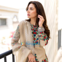 Celebrity Photos of Mahira Khan