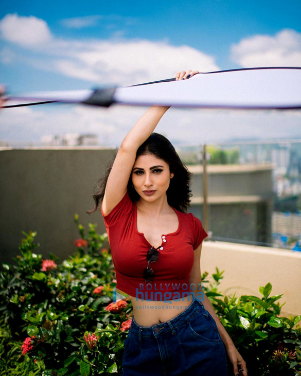 mouni roy 4 78