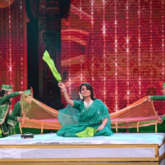 Neetu Kapoor reveals she and Rishi Kapoor had broken up during Amar Akbar Anthony song 'Parda Hai Parda' shoot