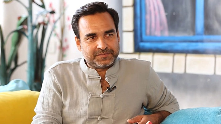 Pankaj Tripathi on getting standing ovation at IIFA 2022: “Log chup nahin ho rahe the, main hath…”
