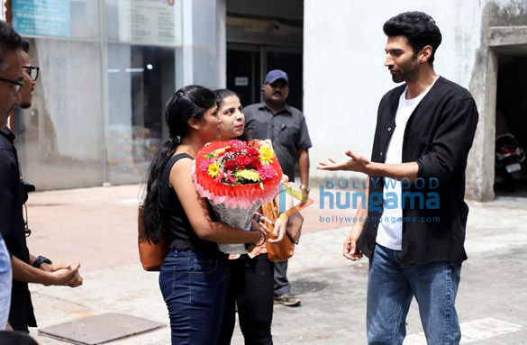 Photos: Aditya Roy Kapur spotted with fans promoting his film Rashtra Kavach OM