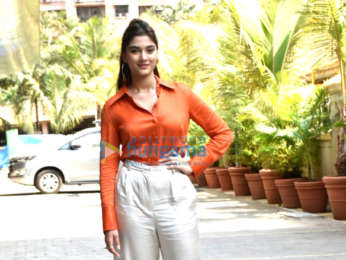Photos: Adivi Sesh and Saiee Manjrekar snapped during Major promotions in Mumbai