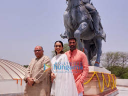 Photos: Akshay Kumar, Manushi Chhillar, and Dr. Chandraprakash Dwivedi snapped promoting the film Samrat Prithviraj at Rai Pithora Fort in Delhi Photos: Akshay Kumar, Manushi Chhillar, and Dr. Chandraprakash Dwivedi snapped promoting the film Samrat Prithviraj at Rai Pithora Fort in Delhi