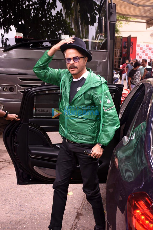 photos anil kapoor and mouni roy snapped on sets of dance india dance 4