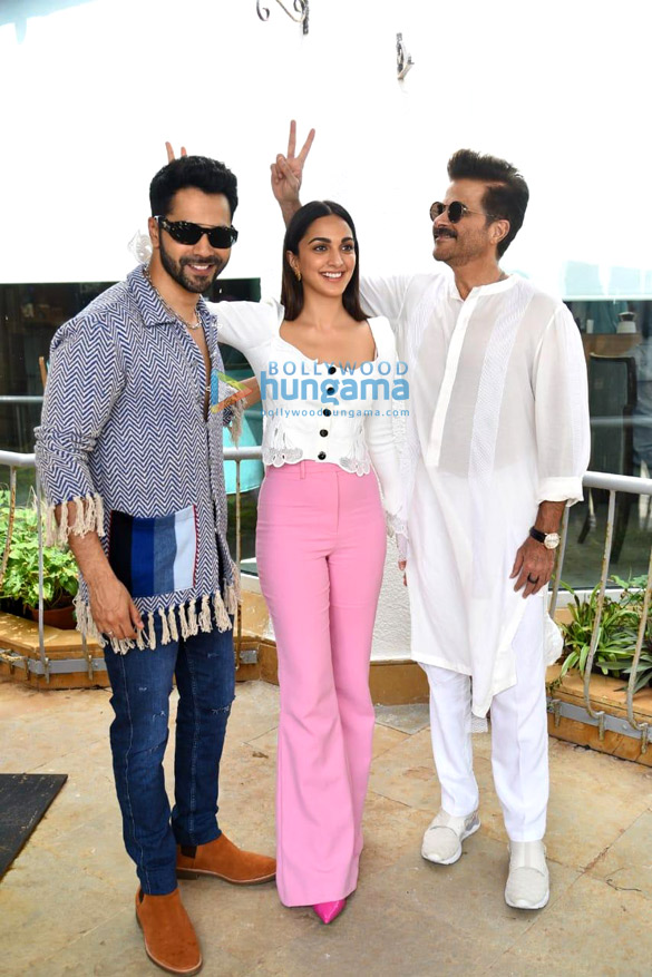 photos cast of jugjugg jeeyo snapped promoting the film at sun n sand in juhu 5
