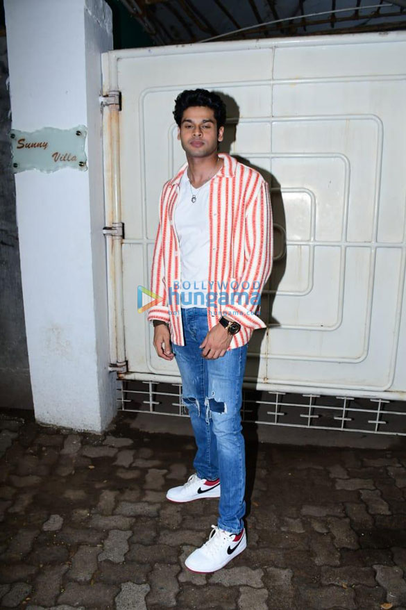 photos celebs grace the screening of nikamma 2